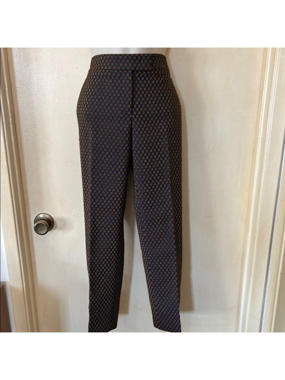 Ann Taylor Petite Devin Fit cotton/poly blend blue and gold crop pants size 2P